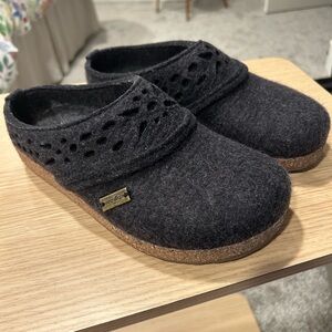 Haflinger Lacey wool clog slippers 39